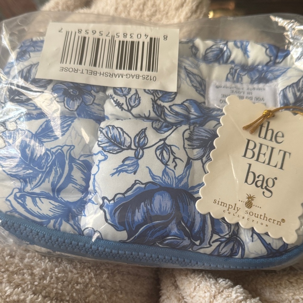 Simply Southern Blue and White Floral Belt Bag